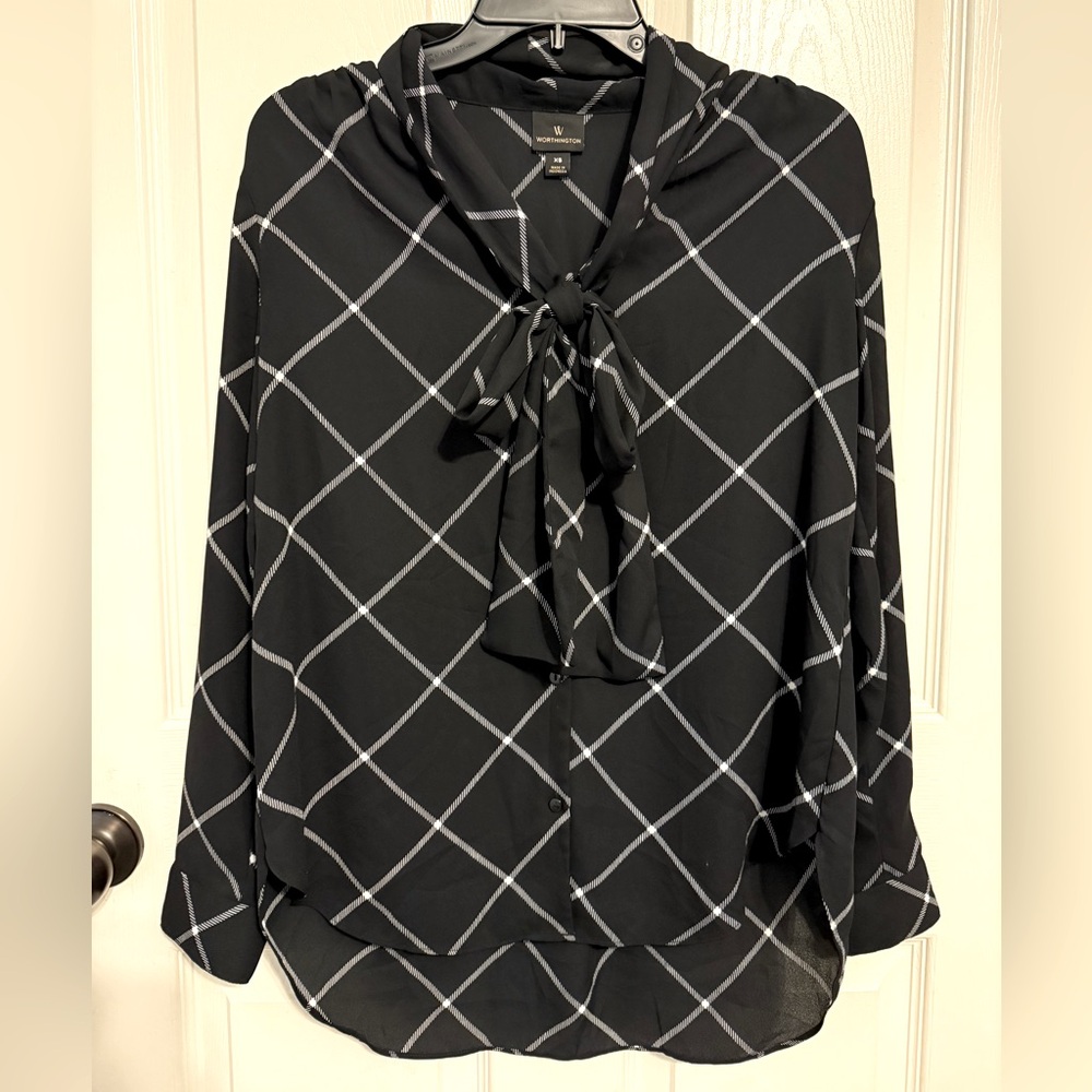 Worthington Black and White Checkered Blouse